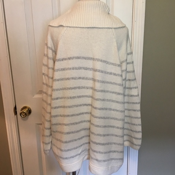 Croft & Barrow split cowl neck sweater sz 3X. Fall / Winter. Casual or dress. - Picture 6 of 9